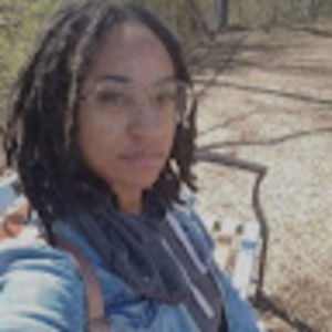 Meet your Posher, Dana muwwakkil